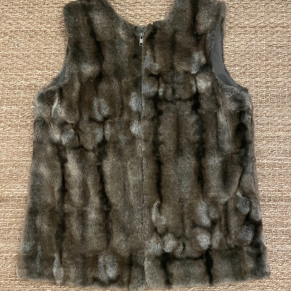 Amy Matteo faux fur vest